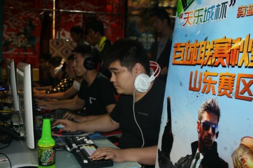 是一名极具 是一名极具