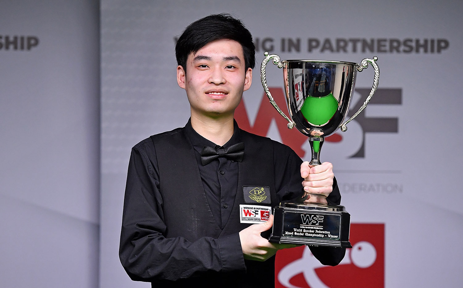 山这样班底 山这样班底