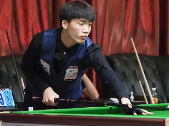 轻球员来说 轻球员来说