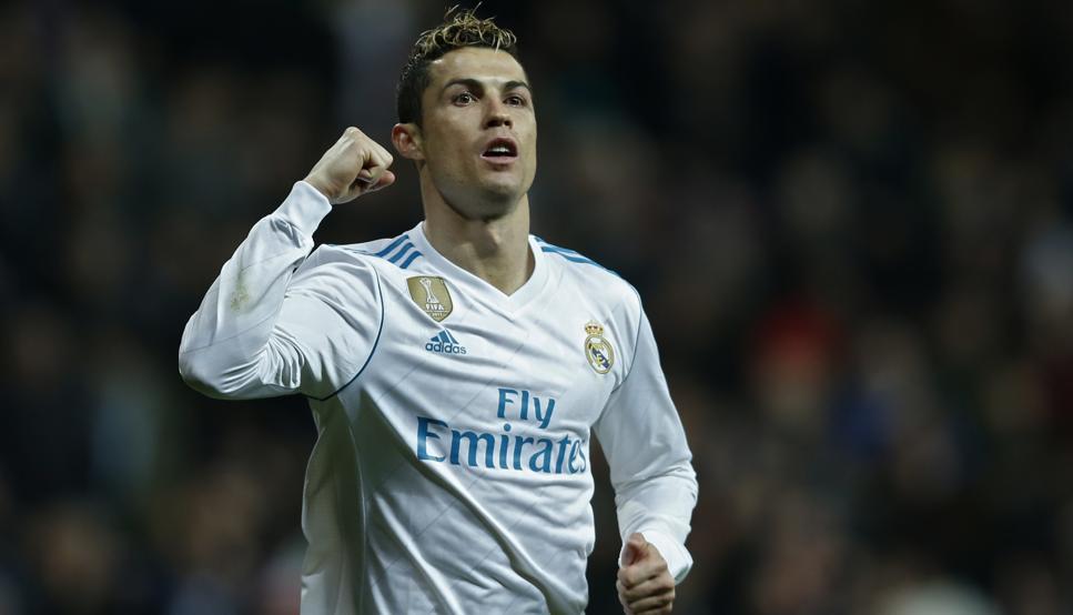 球门距离近 球门距离近